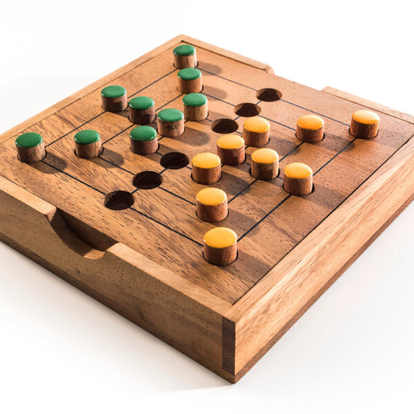 Nine Men's Morris Strategy Game